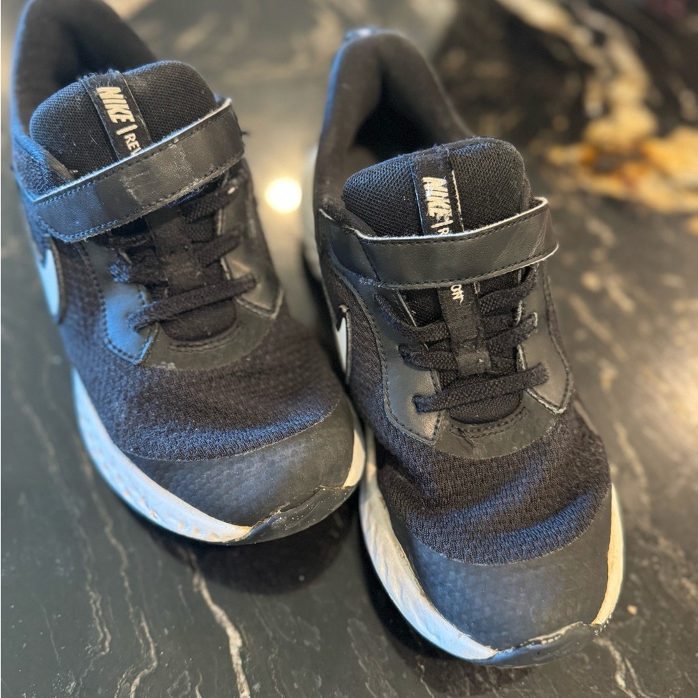 Nike Kids Black and White Sneakers